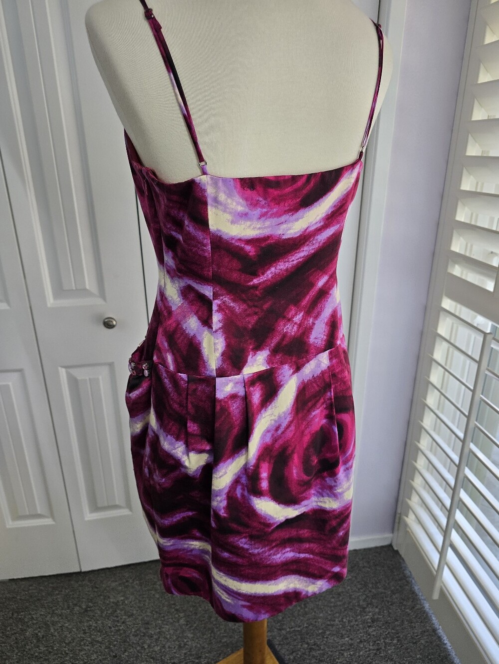 BCBGMAXAZRIA Magenta Swirl Satin Sleeveless Cocktail Mini Dress - Picture 10 of 13